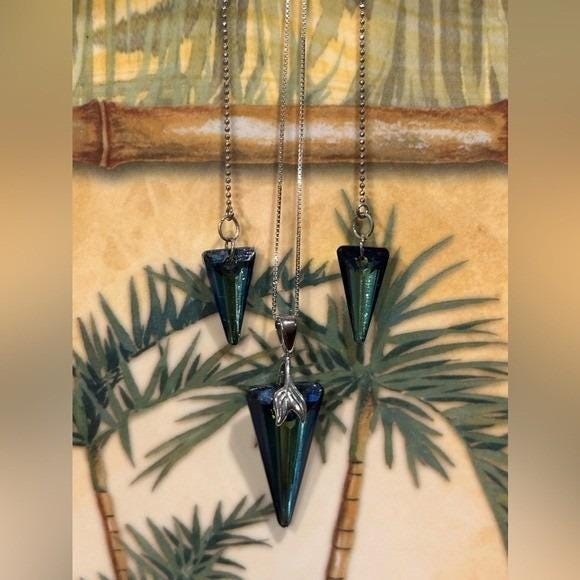 Swarovski Crystal Necklace & Threader Earrings Set Spike Shape Bermuda Blue - Picture 7 of 7